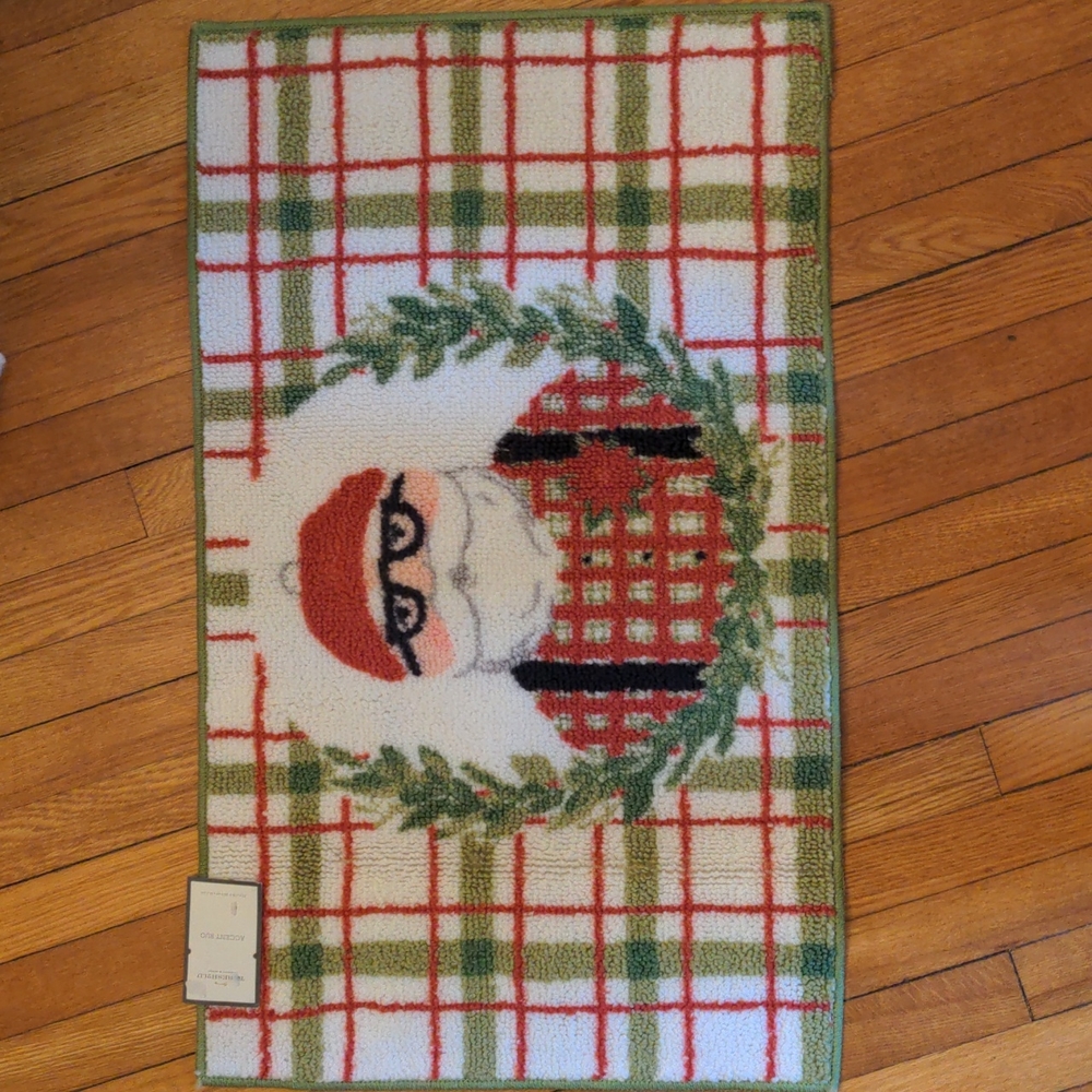Threshold hipster Santa accent rug